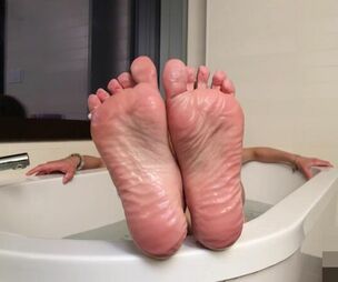 Jenna Tales Taunts with her Transgender princess Soles in