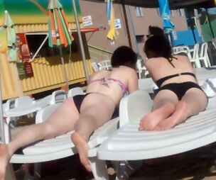 2 sexual teen sisters in waterpark