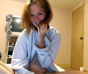 Puffy ginger-haired school gal on webcam, homemade solo