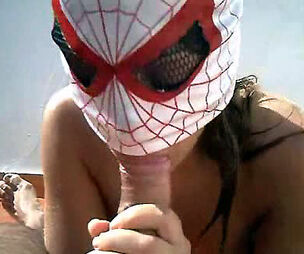 Red-hot friendly superslut in mask of spiderwoman fellating