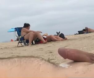 Cum shot in beach sans pawing
